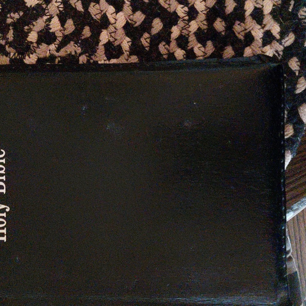 Holy BIBLE Red Letter KING JAMES VERSION NELSON - Picture 5 of 5